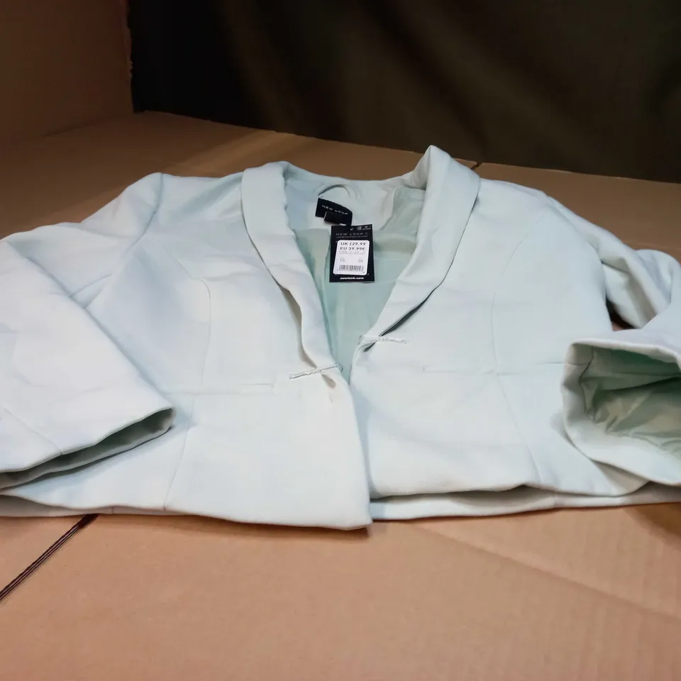 NEW LOOK MINT GREEN CROPPED BLAZER - SIZE 10