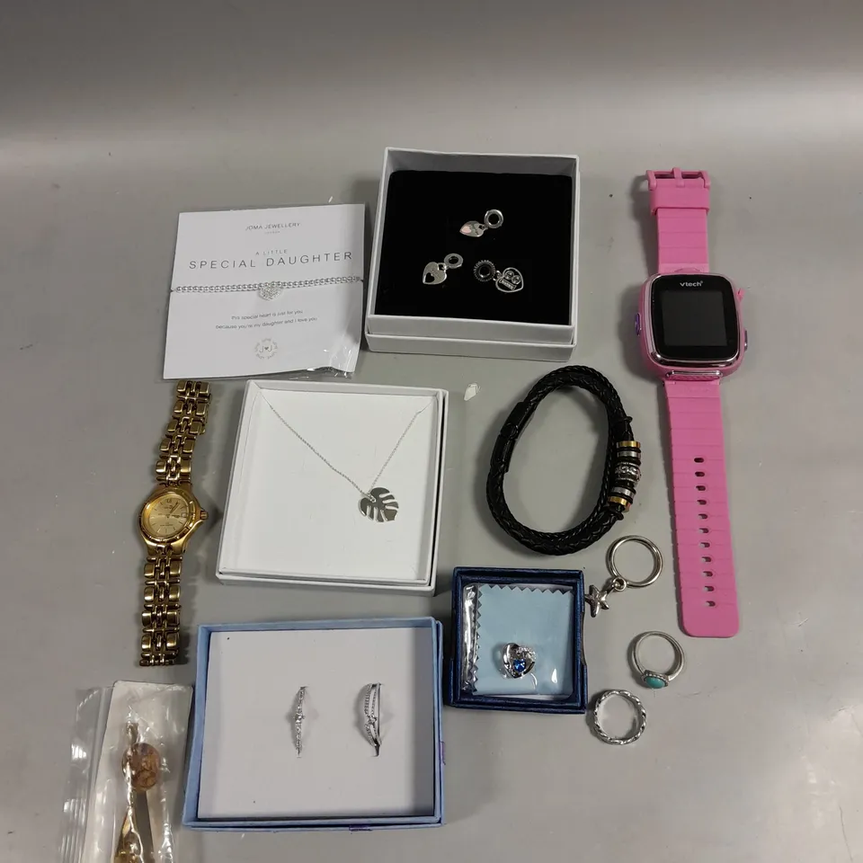 APPROXIMATELY 20 ASSORTED JEWELLERY PRODUCTS TO INCLUDE RINGS, WATCHES, CHARMS ETC