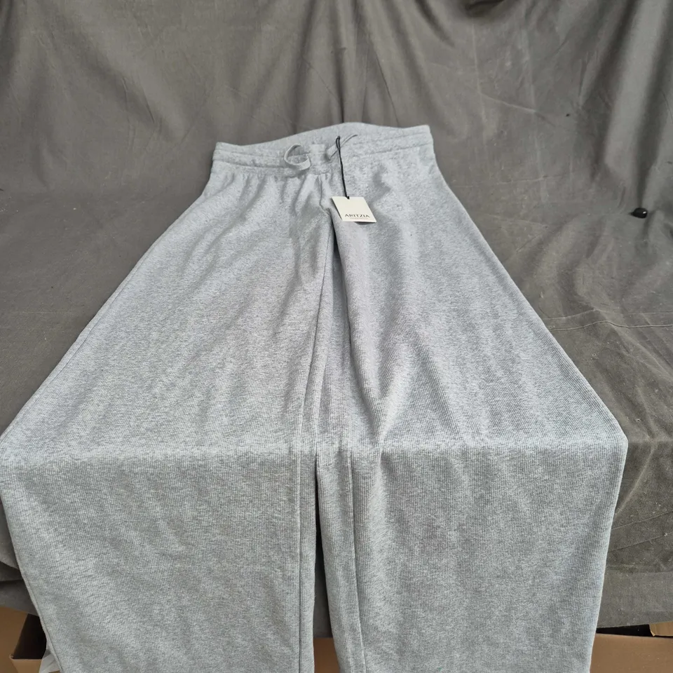 ARITZIA HOMESTRETCH SWEATPANTS – HEATHER CHROME, UK SIZE S/P