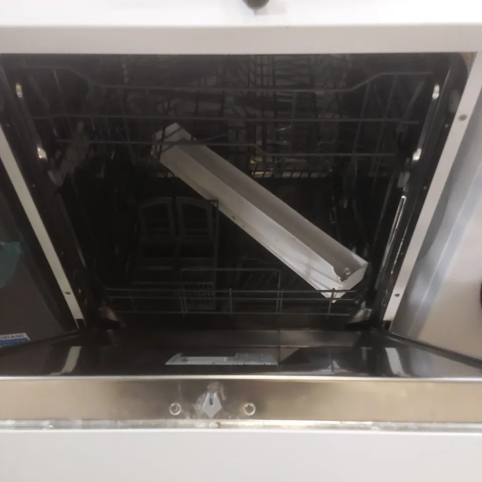 HISENSE HS622E90WUK FREESTANDING STANDARD DISHWASHER - WHITE