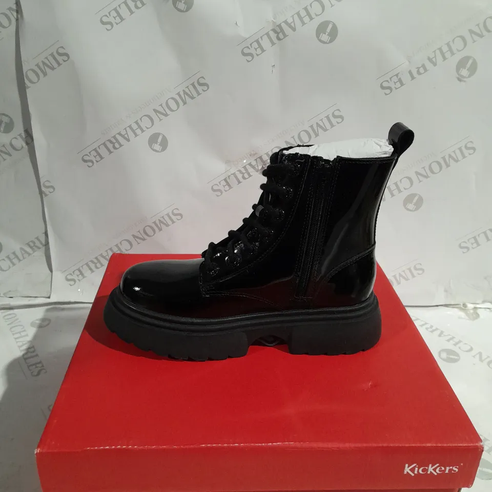 BLACK KICKERS KENZI BOOTS SIZE 32