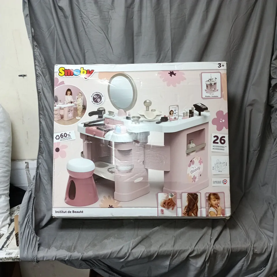 SMOBY INSTITUT DE BEAUTÉ PINK VANITY SET – 26 ACCESSORIES KIDS
