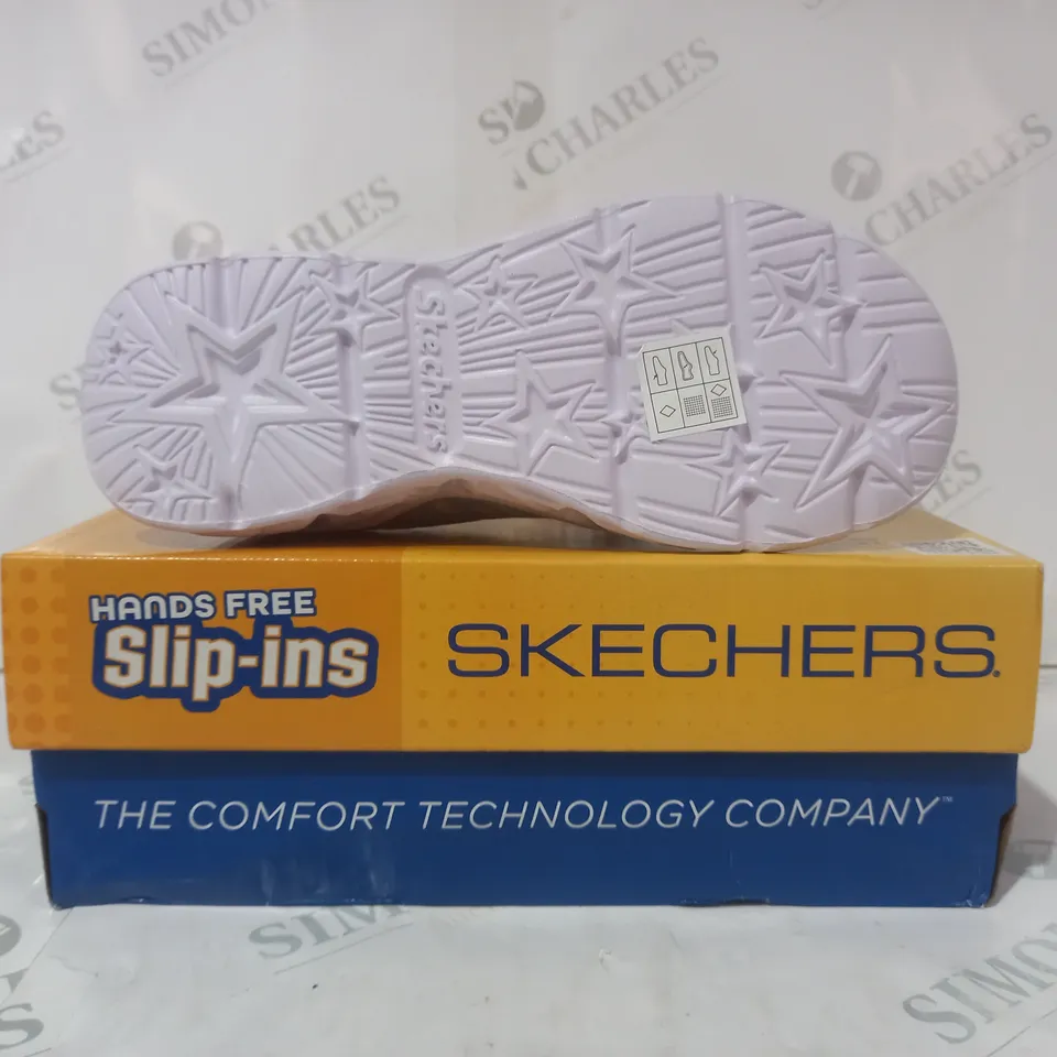 BOXED PAIR OF SKECHERS SLIP-INS GALAXY LIGHT SHOES IN PINK/MULTICOLOUR UK SIZE 1.5