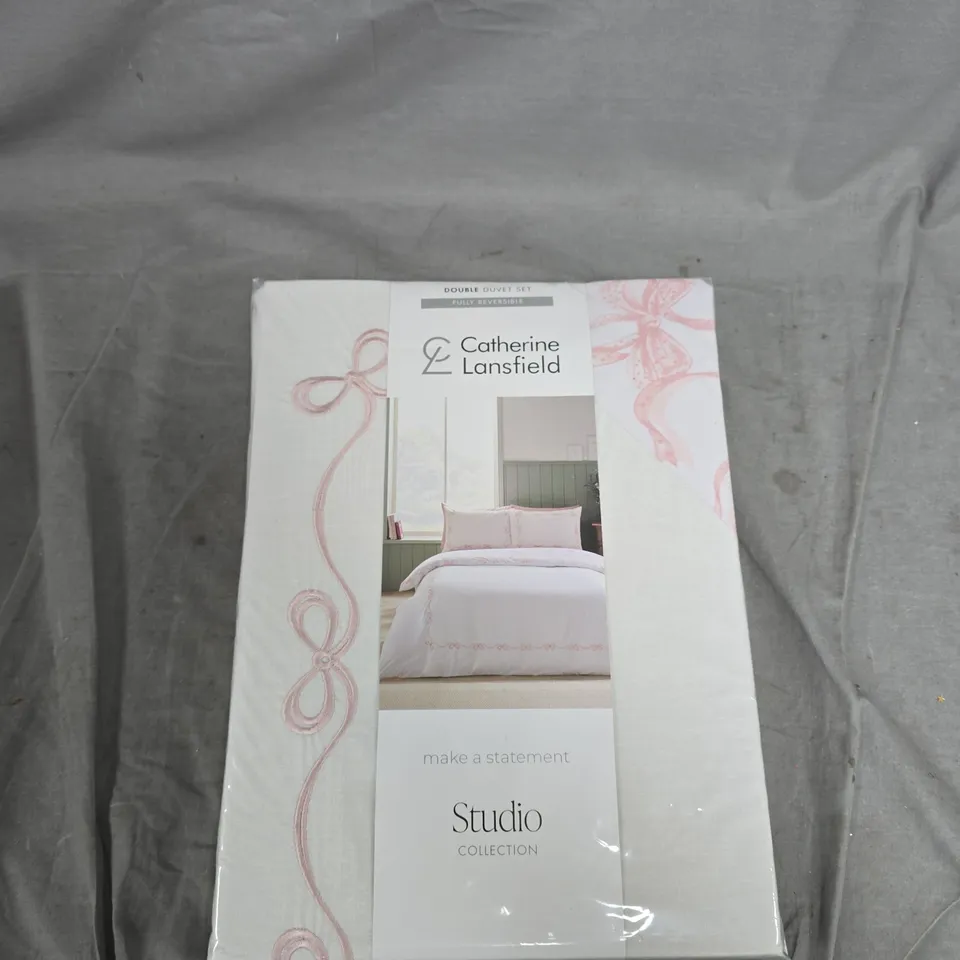 CATHERINE LANSFIELD STUDIO COLLECTION DOUBLE DUVET SET – MAKE A STATEMENT, SET OF 2 (FULLY REVERSIBLE)