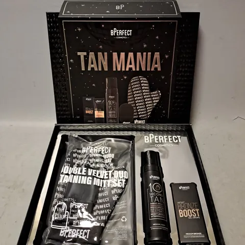 BOXED BPERFECT TAN MANIA GIFT SET