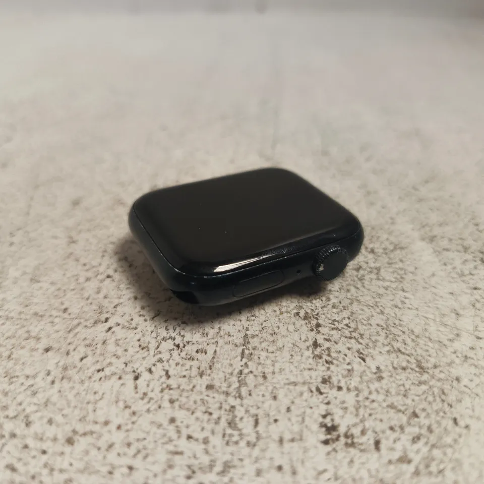 APPLE WATCH SE (A2723)