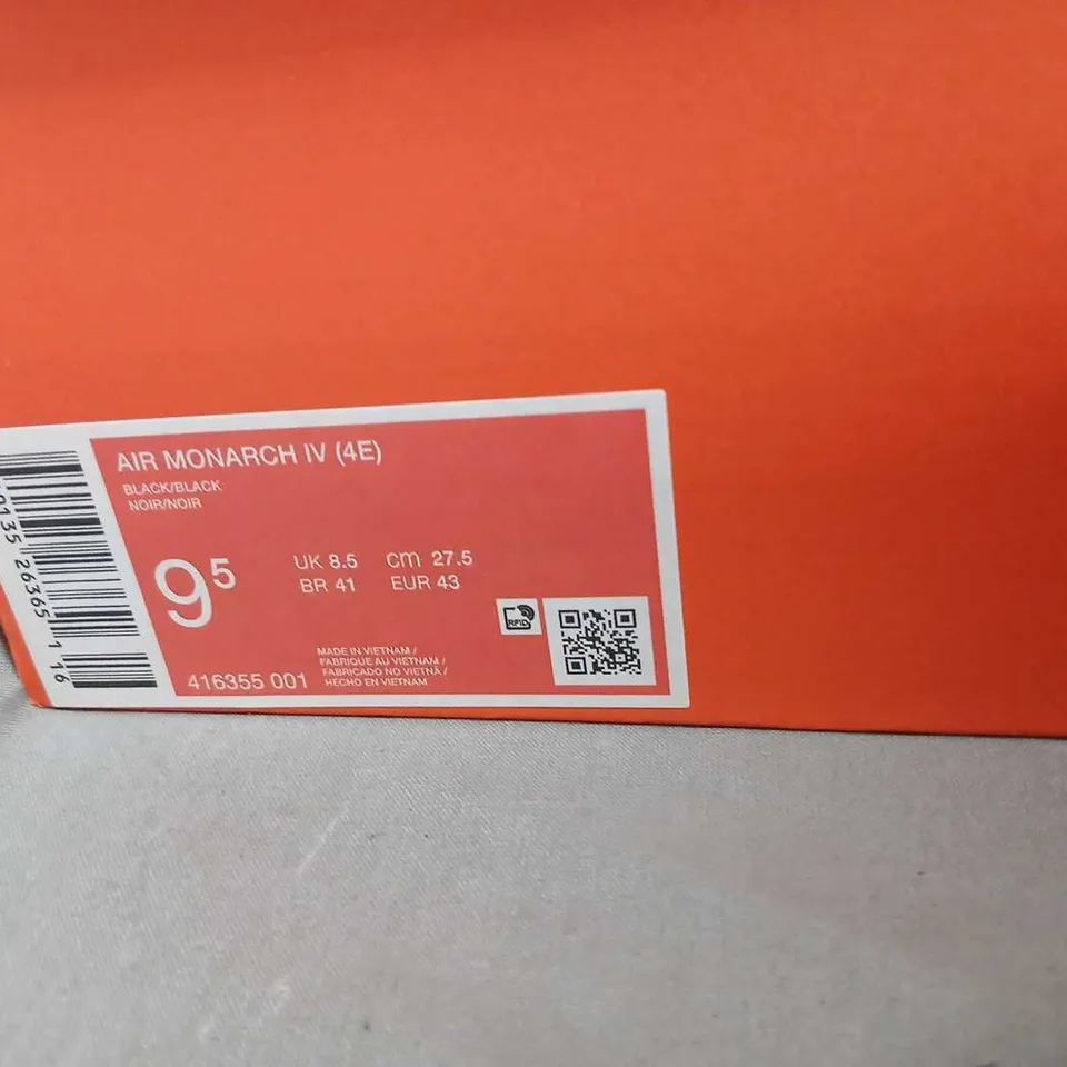 NIKE AIR MONARCH IV SNEAKERS – BLACK, US 9.5 (UK 8.5 / EUR 43) – BOXED