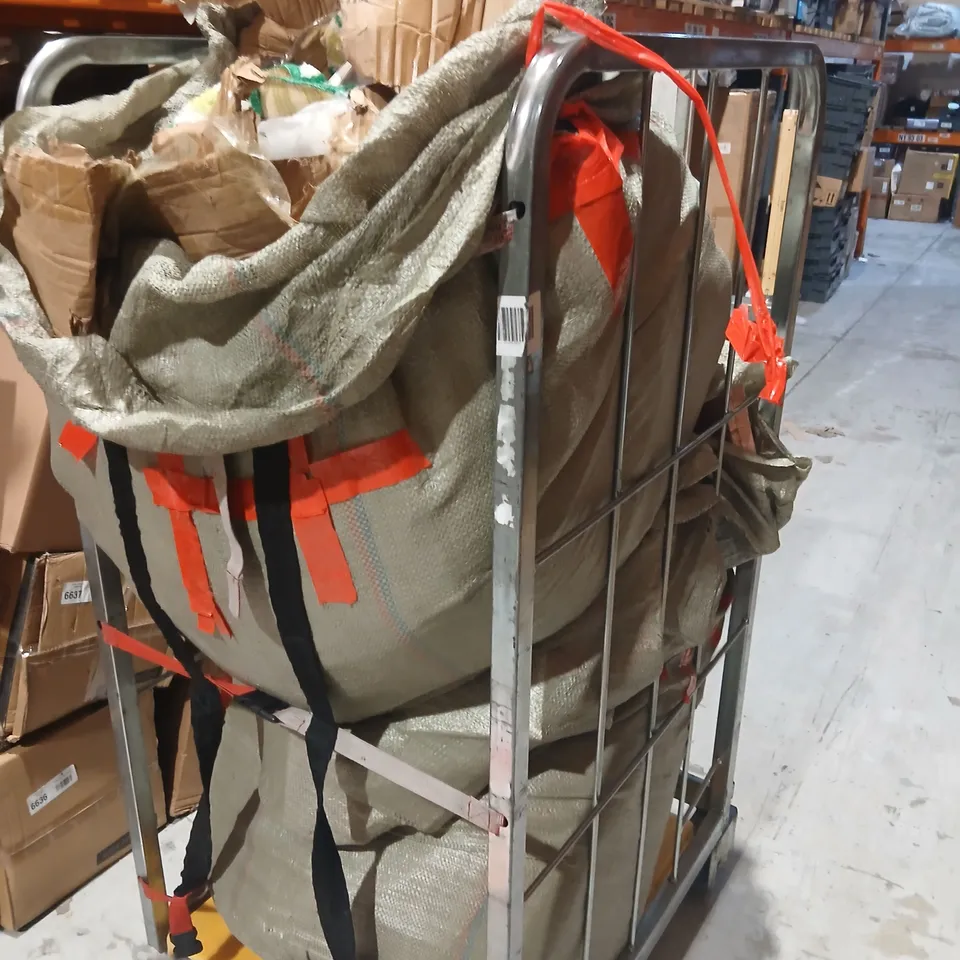 LARGE CAGE OF ASSORTED HOUSEHOLD PRODUCTS AND ACCESSORIES TO INCLUDE; WALL STICKERS, DECORATIVE TILES AND JEWELLERY BOXES