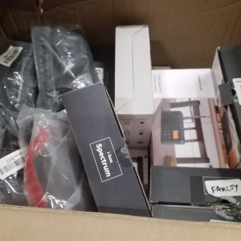 PALLET CONTAINING ASSORTED ELECTRICAL PRODUCTS INCLUDING PORTABLE RADIOS & ALARM CLOCK WITH WIRELESS CHARGING 