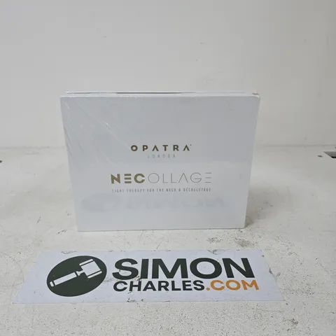 OPATRA LONDON NECOLLAGE NECK & DÉCOLLETAGE LIGHT THERAPY BOXED