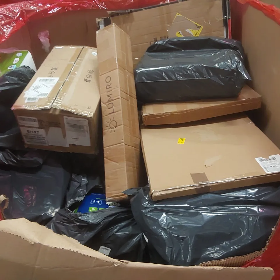 PALLET CONTAINING A VERY LARGE QUANTITY OF SENSALOU INCONTINENCE PANTS AND OTHER ASSORTED ITEMS INCLUDING: PRO VINYL FLOOR CUTTERS, LEAF BLOWER, STORAGE OTTOMAN ECT