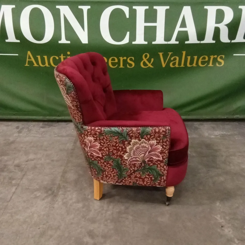 QUALITY DESIGNER PLUM WINE VELVET AND FABRIC PATTERNED BUTTON-BACK ARMCHAIR