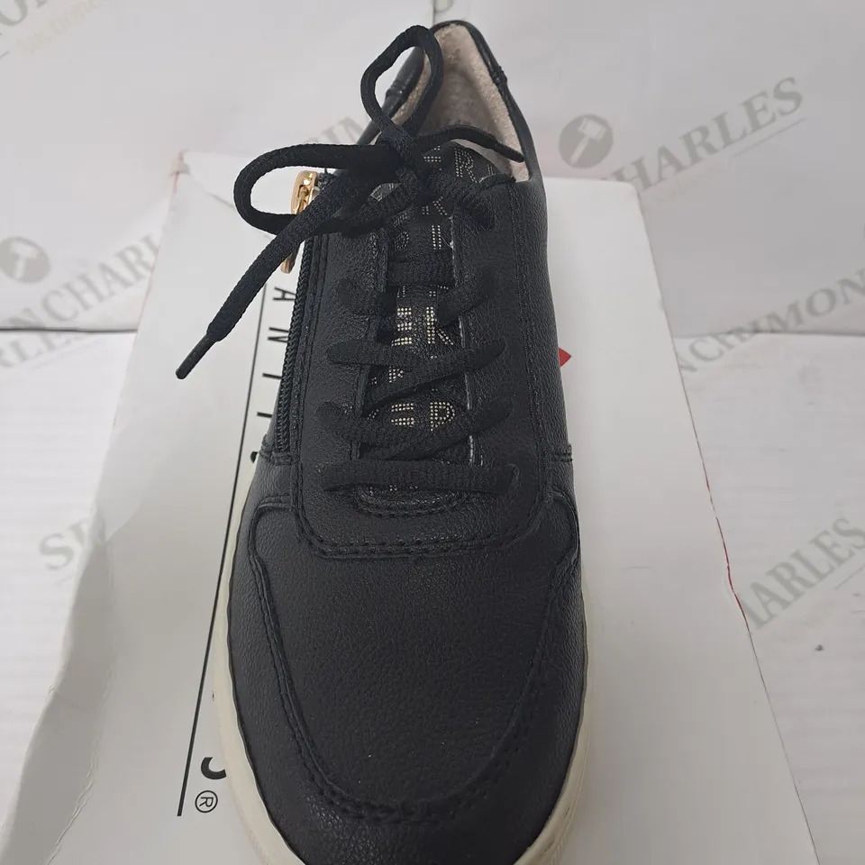 BOXED PAIR OF RIEKER CHUNKY SOLE ZIP TRAINERS IN BLACK SIZE 6