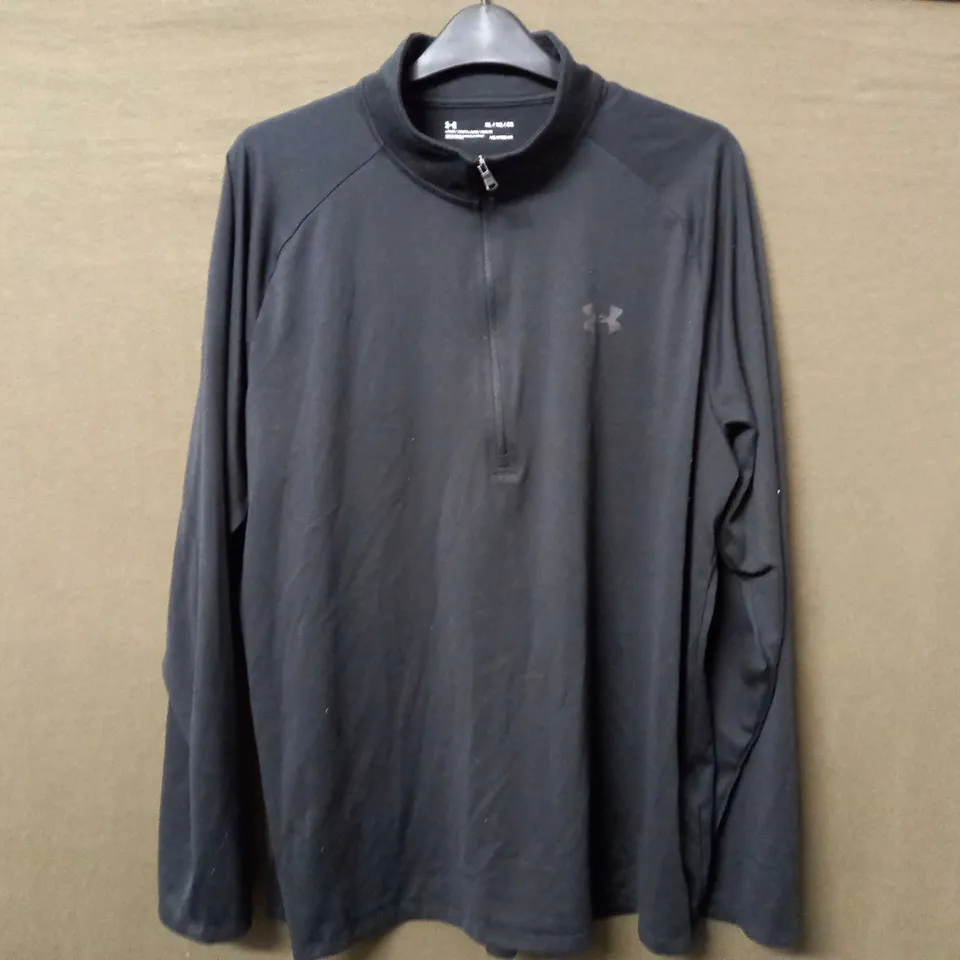 UNDER ARMOUR HALF ZIP FLEECE IN BLACK - XL
