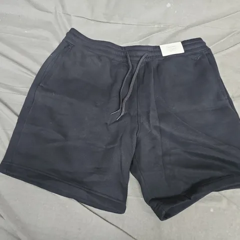 HOLLISTER MENβS FLEECE SHORTS β BLACK, XL