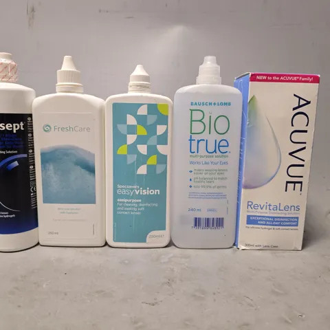 APPROXIMATELY 14 ASSORTED VISION CARE ITEMS TO INCLUDE - SPECSAVERS EASIPURPOSE , BIO TRUE MULTI PURPOSE SOLUTION , FRESHCARE ETC