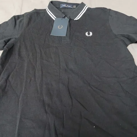 FRED PERRY LOGO POLO SHIRT SIZE 12