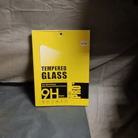 BOX OF APPROXIMATELY 15 TEMPERED GLASS SCREEN PROTECTOR – 9H 