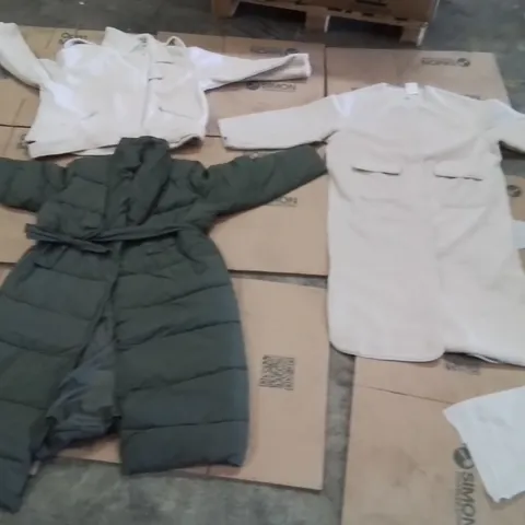 PALLET OF BRAND NEW WOMENS QUALITY DESIGNER CLOTHES APPROXIMATELY 170 TO INCLUDE;JD WILLIAMS PADDED COAT,SIMPLY BE WOOL BIKER JACKET,SIMPLY BE MAXI COAT ETC