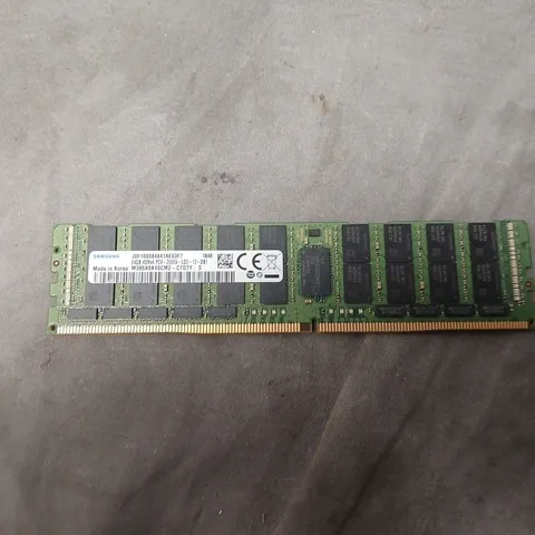 SAMSUNG KR M386A8K40CM2-CTD7Y S 64GB RAM 4DRX4