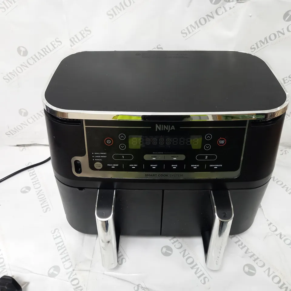 BOXED NINJA FOODI MAX DUAL ZONE 9.5L AIR FRYER AF451UK