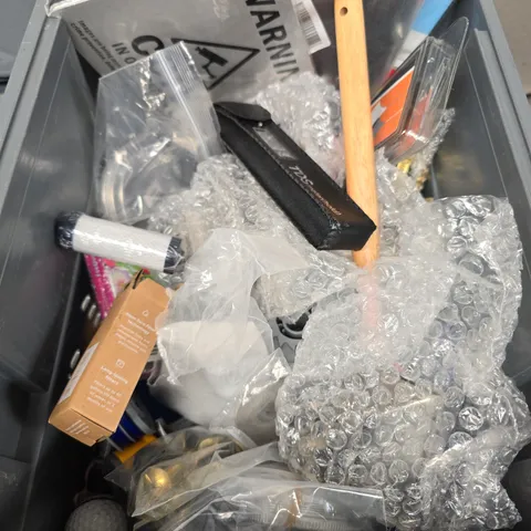 BOX OF ASSORTED ITEMS TO INCLUDE - LEATHER CLEANER - TUBE CUTTER - 