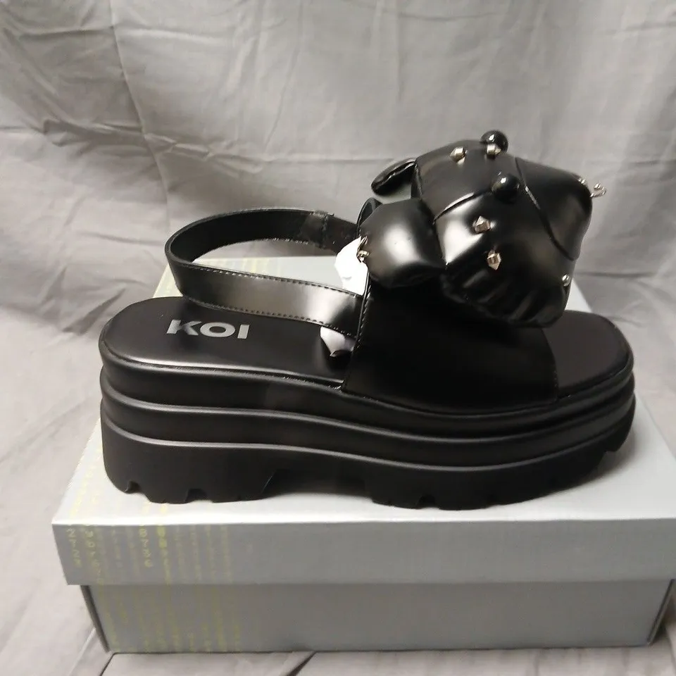 BOXED KOI ORSIN THE NEGLECTED CHUNKY SANDALS IN BLACK - UK 7