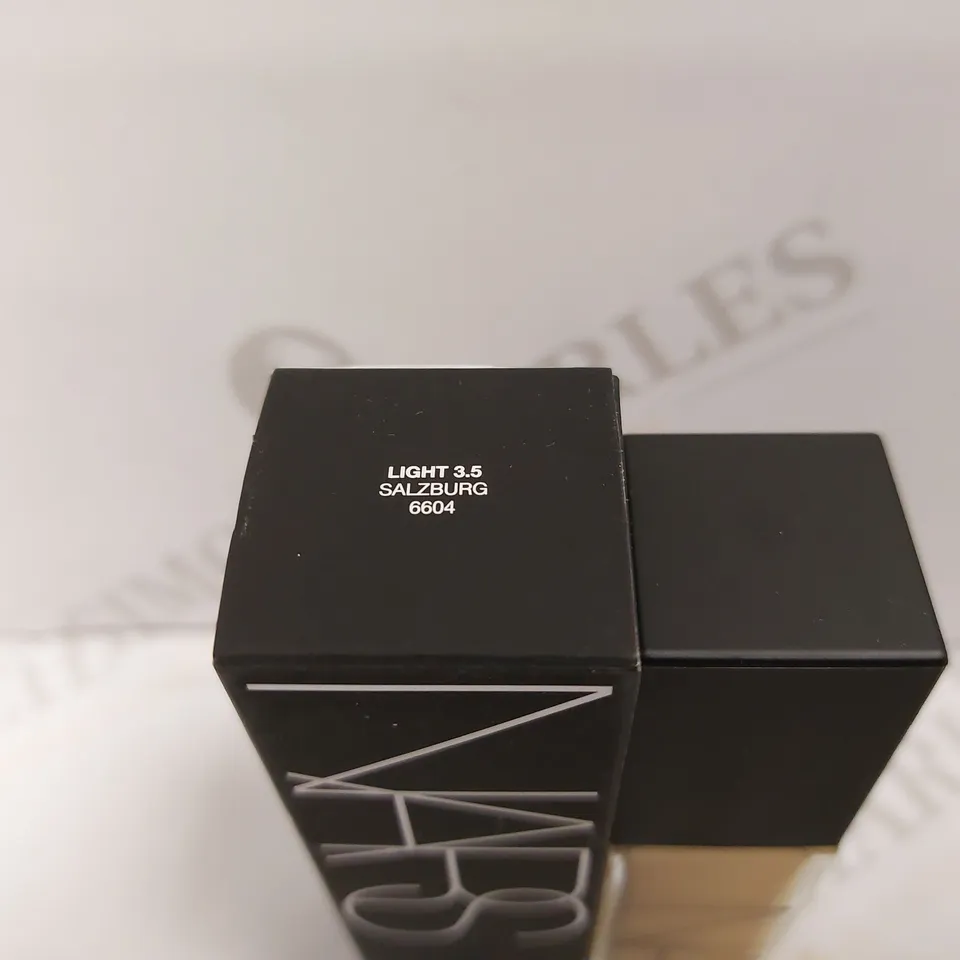 NARS NATURAL RADIANT LONGWEAR FOUNDATION - 30ML