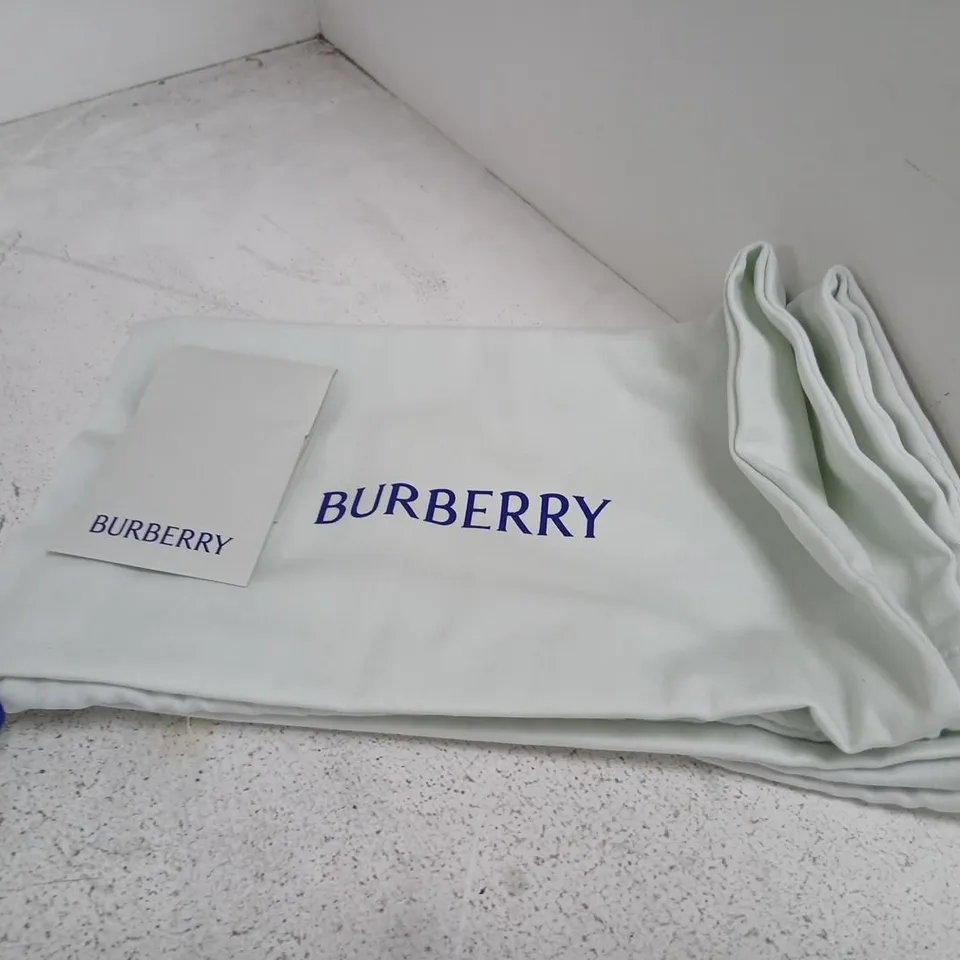 BURBERRY LEATHER SLIP-ON SHOES WITH RUBBER SOLE – UK 6.5 (EU 40.5)