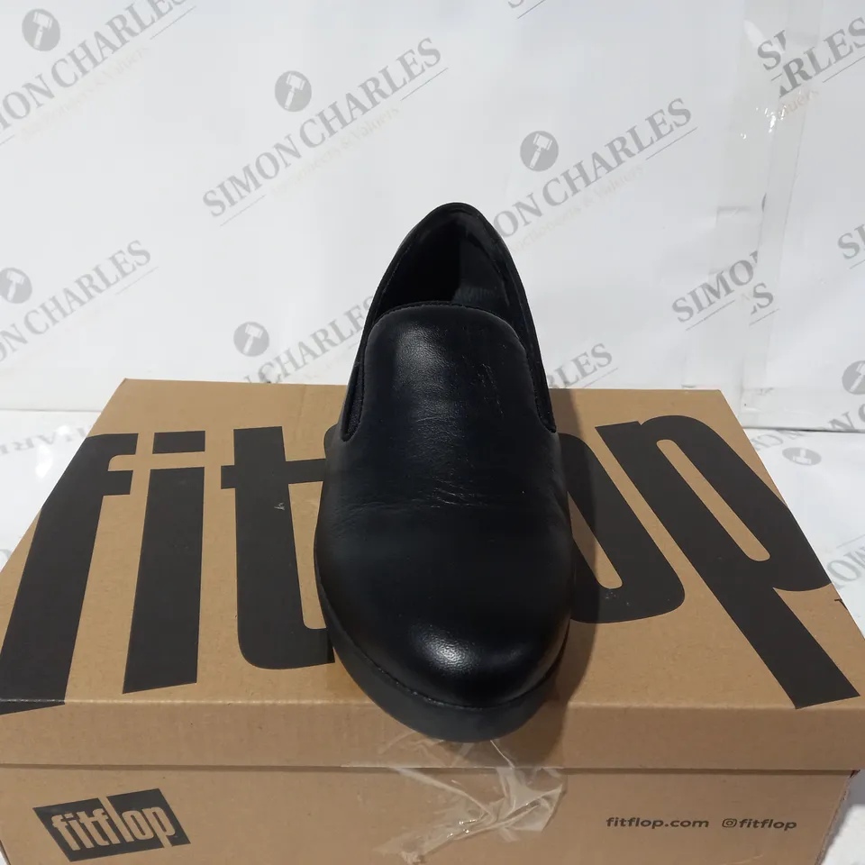 FITFLOP SUPERSKATE LOAFR ALL BLACK LEATHER SIZE 5.5