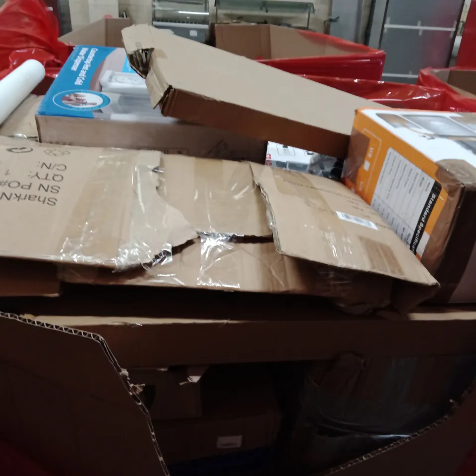 PALLET OF ASSORTED HOUSEHOLD GOODS AND PRODUCTS TO INCLUDE;SLOW JUICER,WATER UNIT, PHOTO FRAME