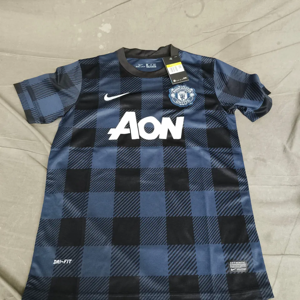 NIKE MANCHESTER UNITED JERSEY (#10 - ROONEY) - SMALL