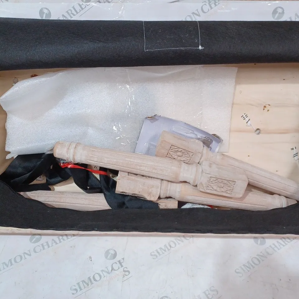 BOXED BENCH WITH CUSHION SEAT 