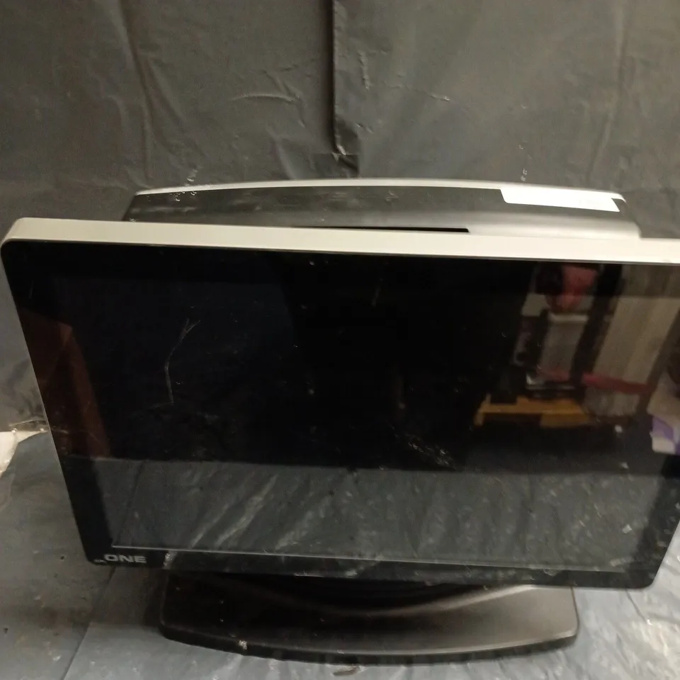 RM EXPERT 3040 ALL-IN-ONE COMPUTER