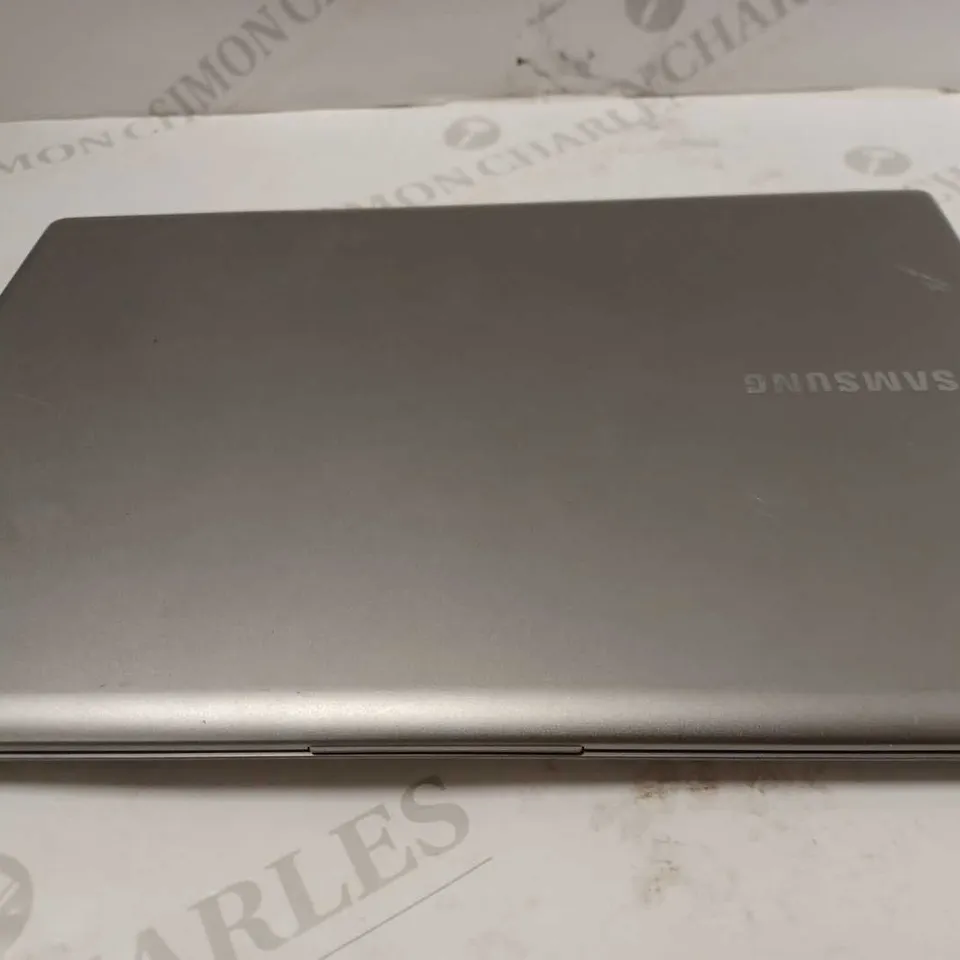 SAMSUNG SERIES 5 NP535U3C SILVER LAPTOP 