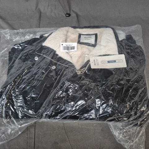 BAGGED HOLLISTER THERMAL TESTED JACKET IN BLACK - LARGE
