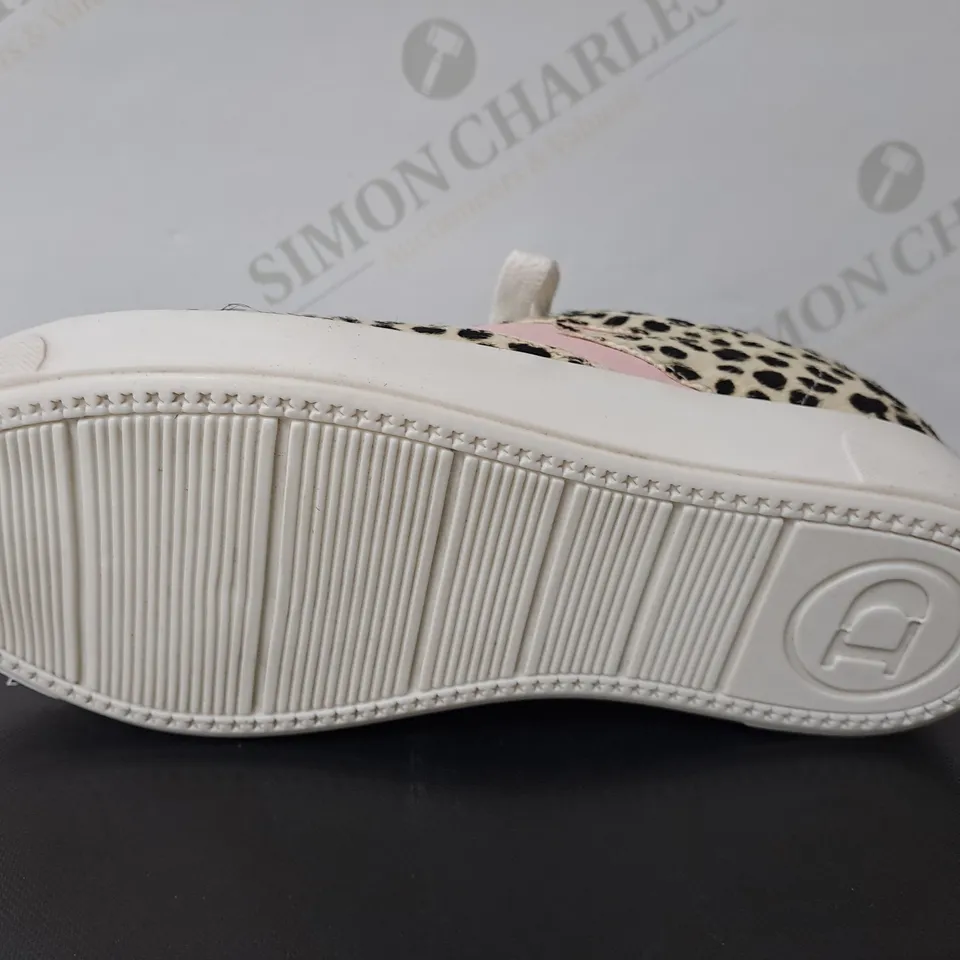 BOXED DUNE LONDON DALMATATION PRINT TRAINERS SIZE 3