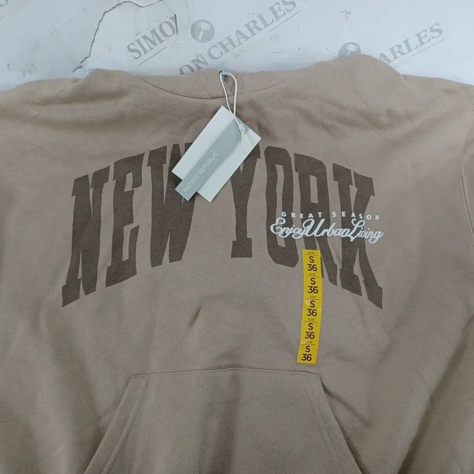 PACIFIC REPUNLIC NEW YOURK HOODIE SIZE S/36