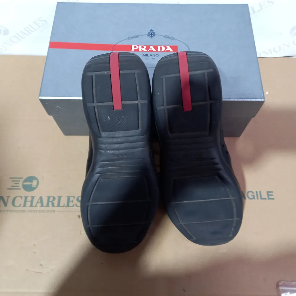 BOXED PAIR OF PRADA BLACK TRAINERS SIZE 9