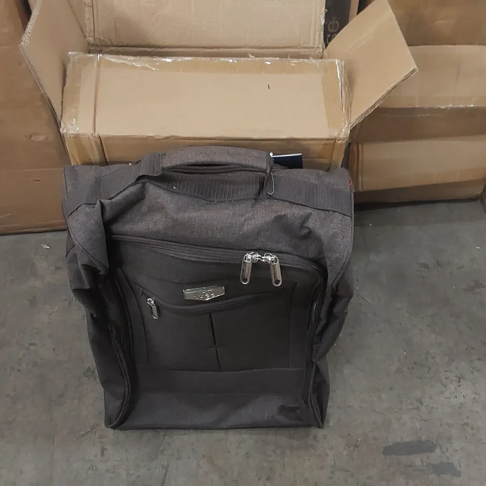 BOXED LUGG TRAVEL CABIN BAG