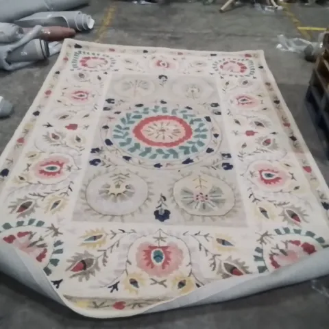 QUALITY DESIGNER AREA RUG - APPROXIMATELY 340X235