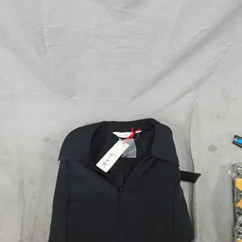 BEN DI LISI WOMEN'S BLACK JUMPSUIT UK 16P (PETITE)