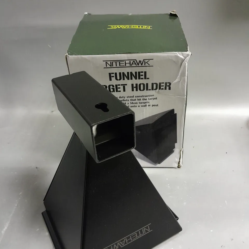 BOXED NITEHAWK FUNNEL TARGET HOLDER 