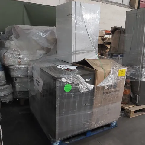 PALLET OF ASSORTED ITEMS INCLUDING: