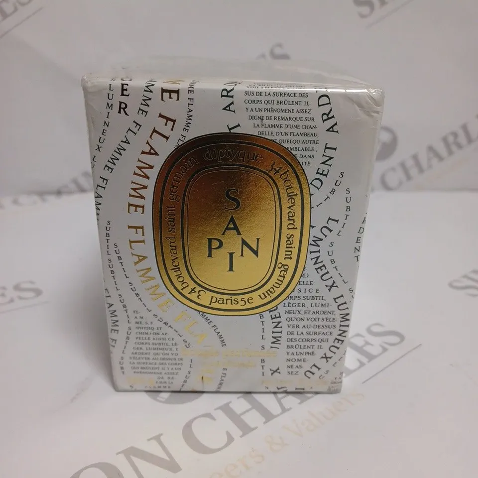 BOXED SEAL DIPTYQUE - SAPIN PINE SCENTED TREE CANDLE