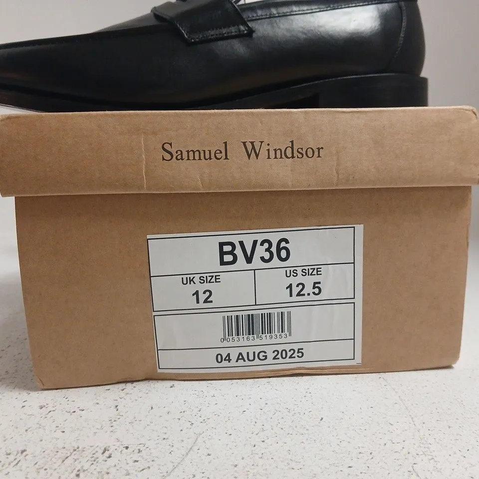 BOXED PAIR OF SAMUEL WINDSOR BLACK LEATHER PENNY LOAFERS – UK 12