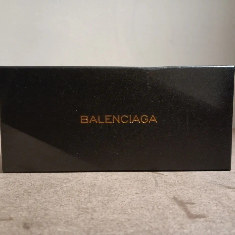 BALENCIAGA SUNGLASSES BB0387S – BLACK OVERSIZED SQUARE FRAME, 64-16-145