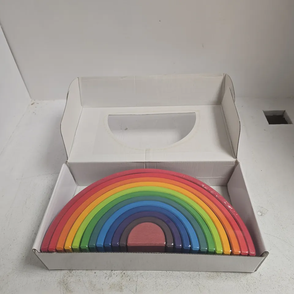 TOR'S STORY WOODEN RAINBOW STACKER – MULTICOLOURED ARCHES (BOXED)