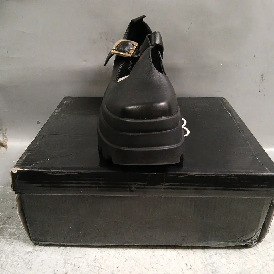 BOXED PAIR OF KOI SILENT AMITY TRIDENT PLATFORM MARY JANE SHOES IN BLACK UK SIZE 5