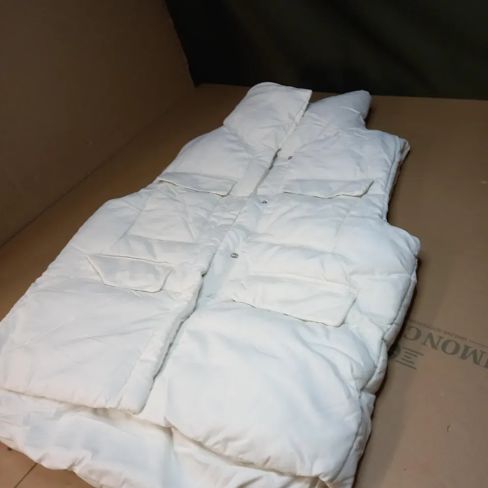 WOMENS CREAM PADDED GILET SIZE UNSPECIFED